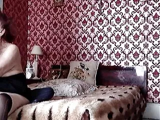 Cum սոված պոռնիկ վարդագույն